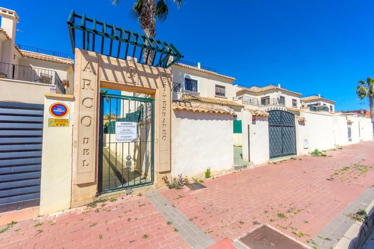 Fh Mediterraneo Torrevieja Kültér fotó