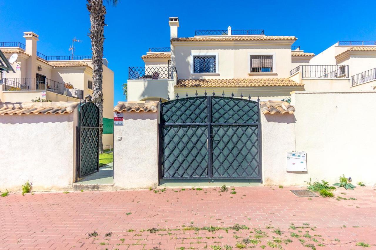 Fh Mediterraneo Torrevieja Kültér fotó